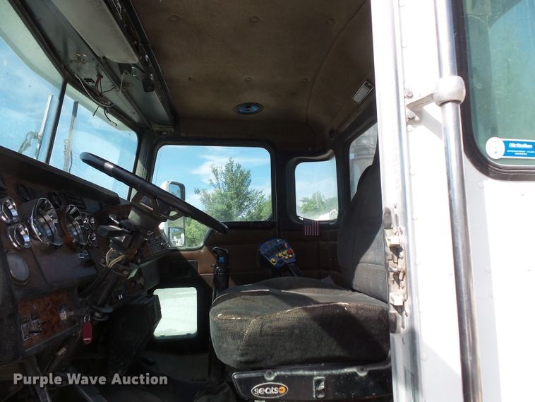 image for item FM9667 2001 Kenworth W900 ready mix truck