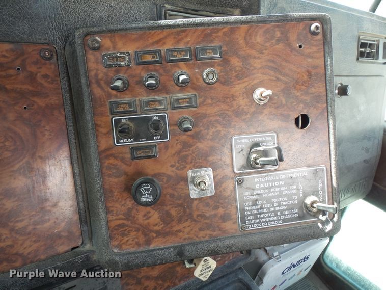 image for item FM9667 2001 Kenworth W900 ready mix truck