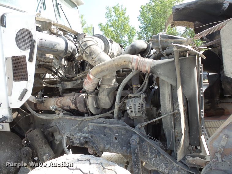 image for item FM9667 2001 Kenworth W900 ready mix truck