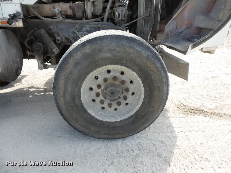 image for item FM9667 2001 Kenworth W900 ready mix truck