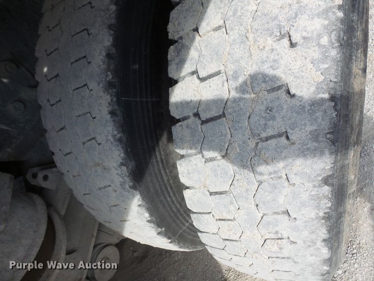 image for item FM9667 2001 Kenworth W900 ready mix truck