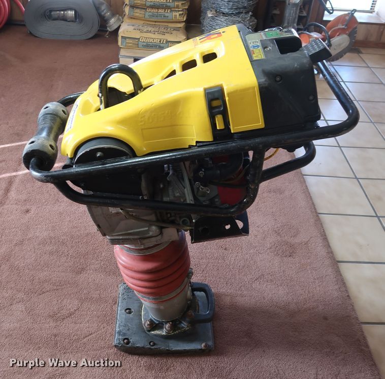 image for item FQ9225 2008 Dynapac LT6000 plate compactor