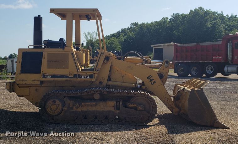 image for item GA9249 1986 Caterpillar 943 track loader