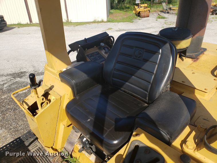 image for item GA9249 1986 Caterpillar 943 track loader