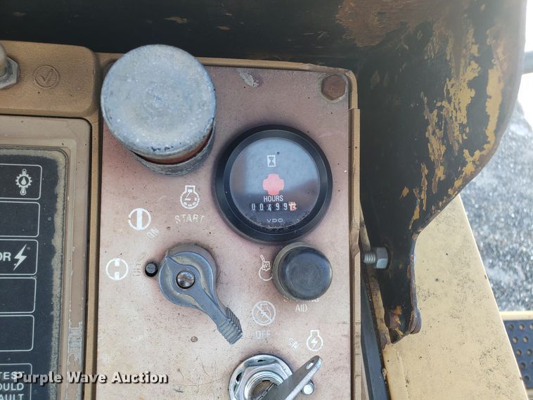 image for item GA9249 1986 Caterpillar 943 track loader