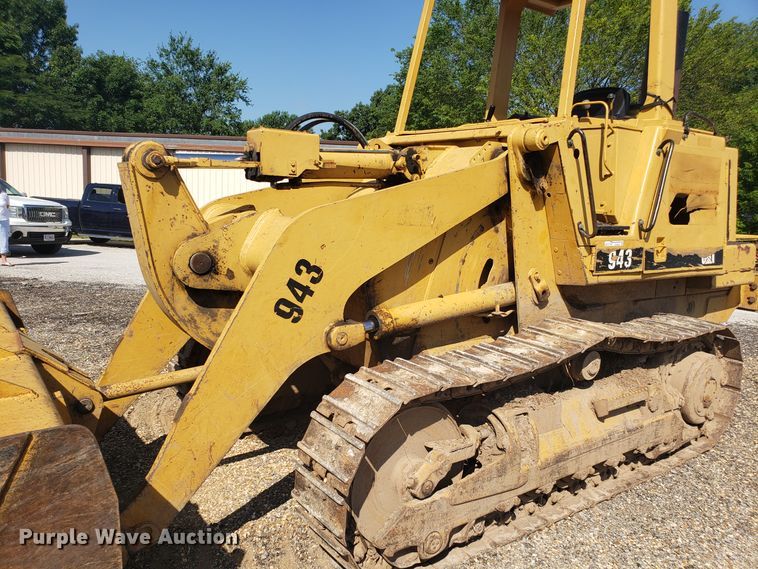 image for item GA9249 1986 Caterpillar 943 track loader