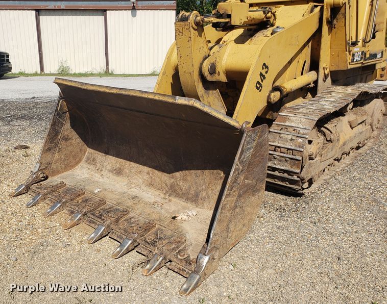 image for item GA9249 1986 Caterpillar 943 track loader