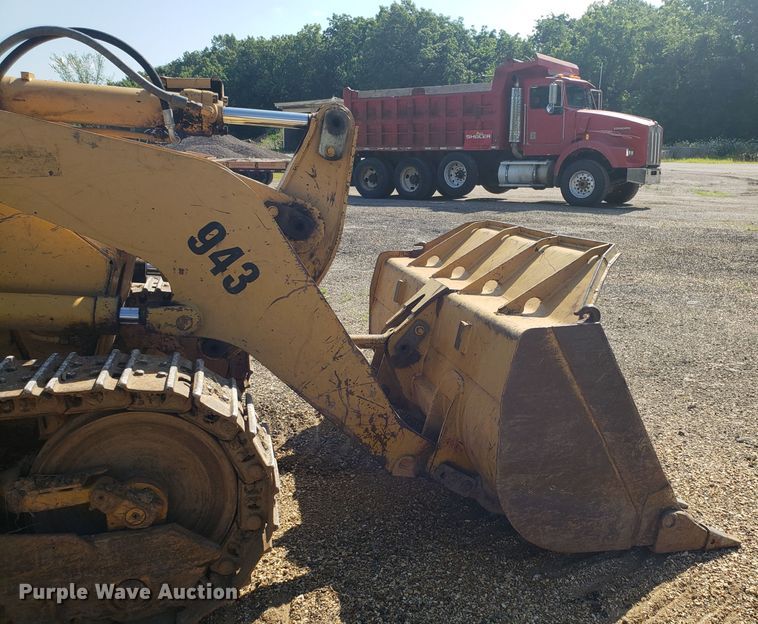 image for item GA9249 1986 Caterpillar 943 track loader