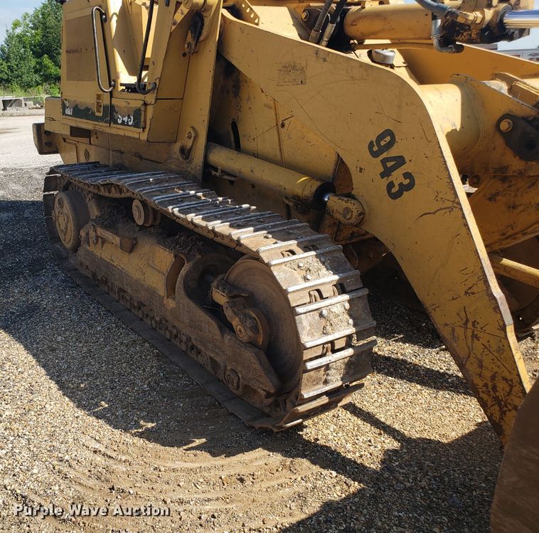 image for item GA9249 1986 Caterpillar 943 track loader