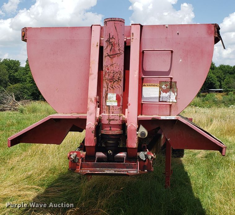 image for item GA9261 2000 Clemco RKHS2625 end dump trailer