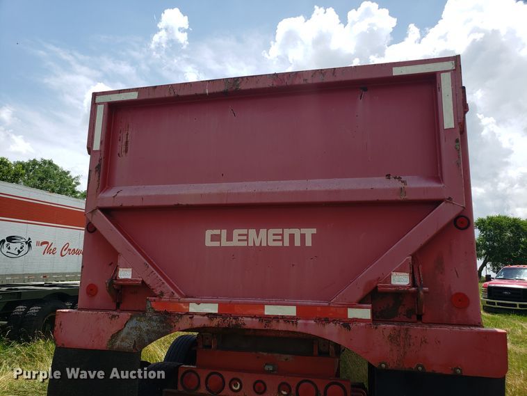 image for item GA9261 2000 Clemco RKHS2625 end dump trailer