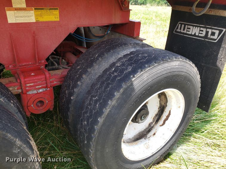 image for item GA9261 2000 Clemco RKHS2625 end dump trailer