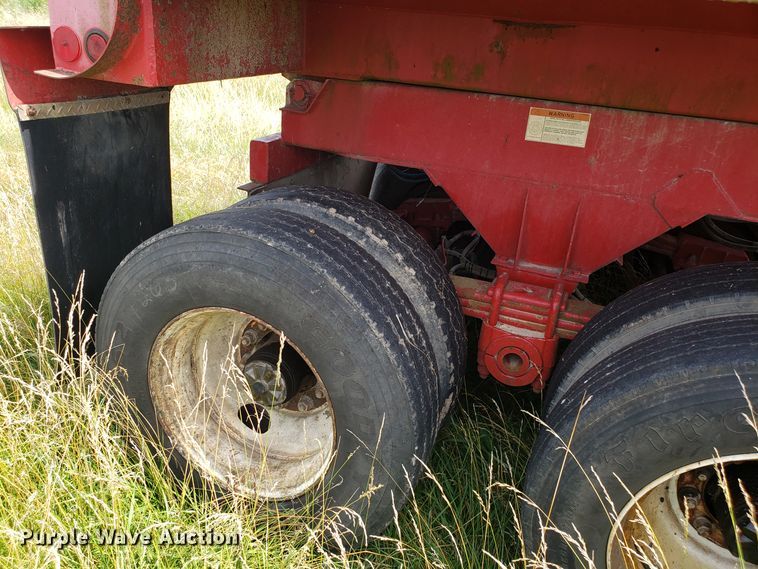 image for item GA9261 2000 Clemco RKHS2625 end dump trailer