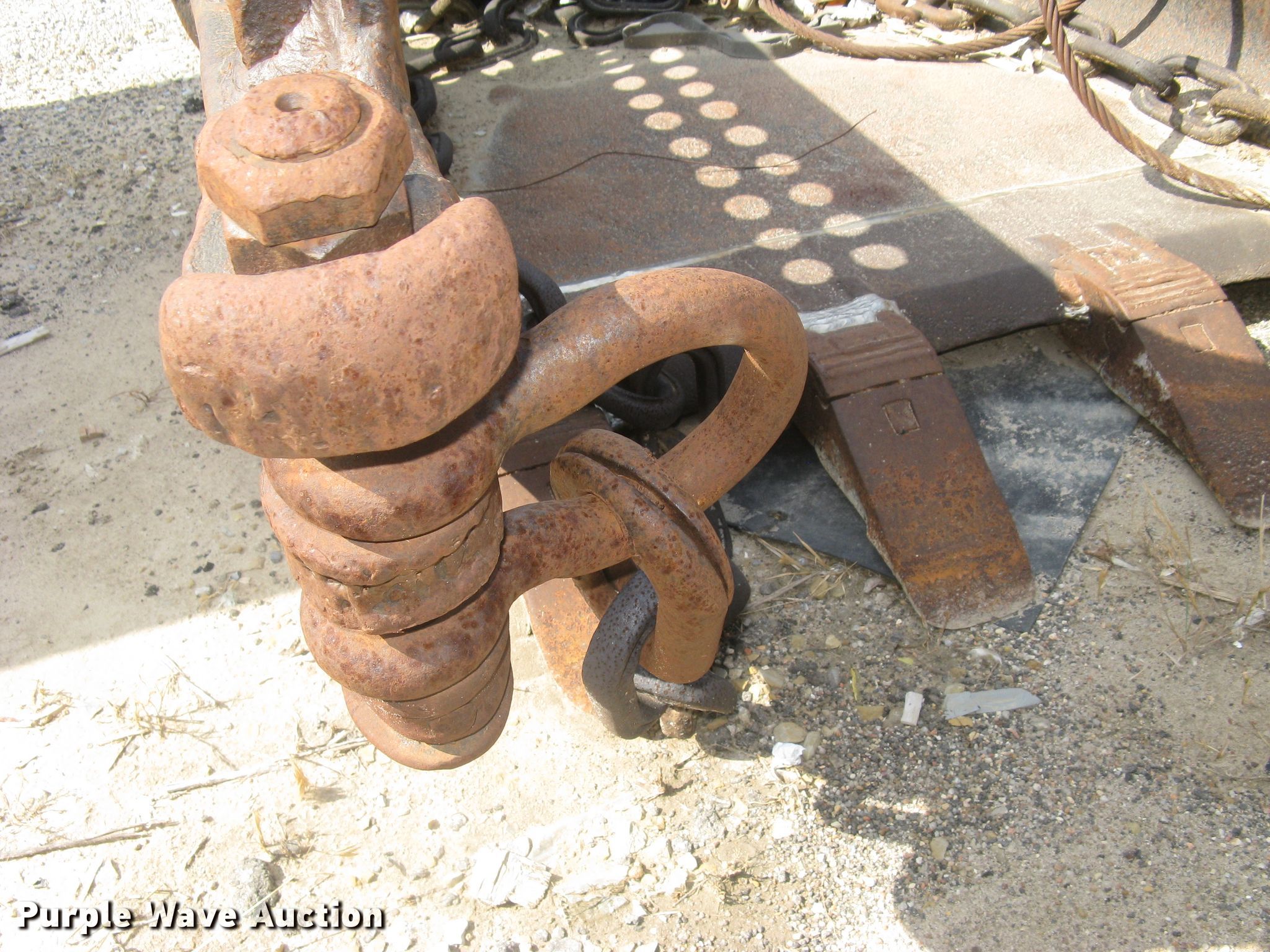 Hendrix dragline bucket in Wichita, KS Item DC1377 sold Purple Wave