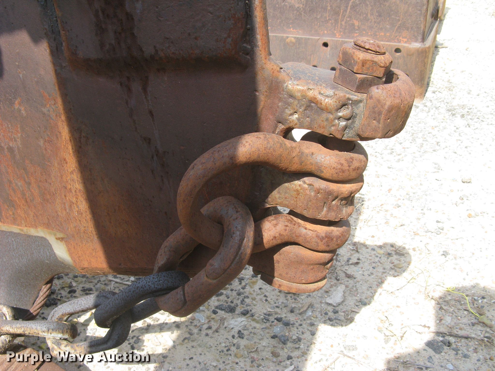 Hendrix dragline bucket in Wichita, KS Item DC1377 sold Purple Wave