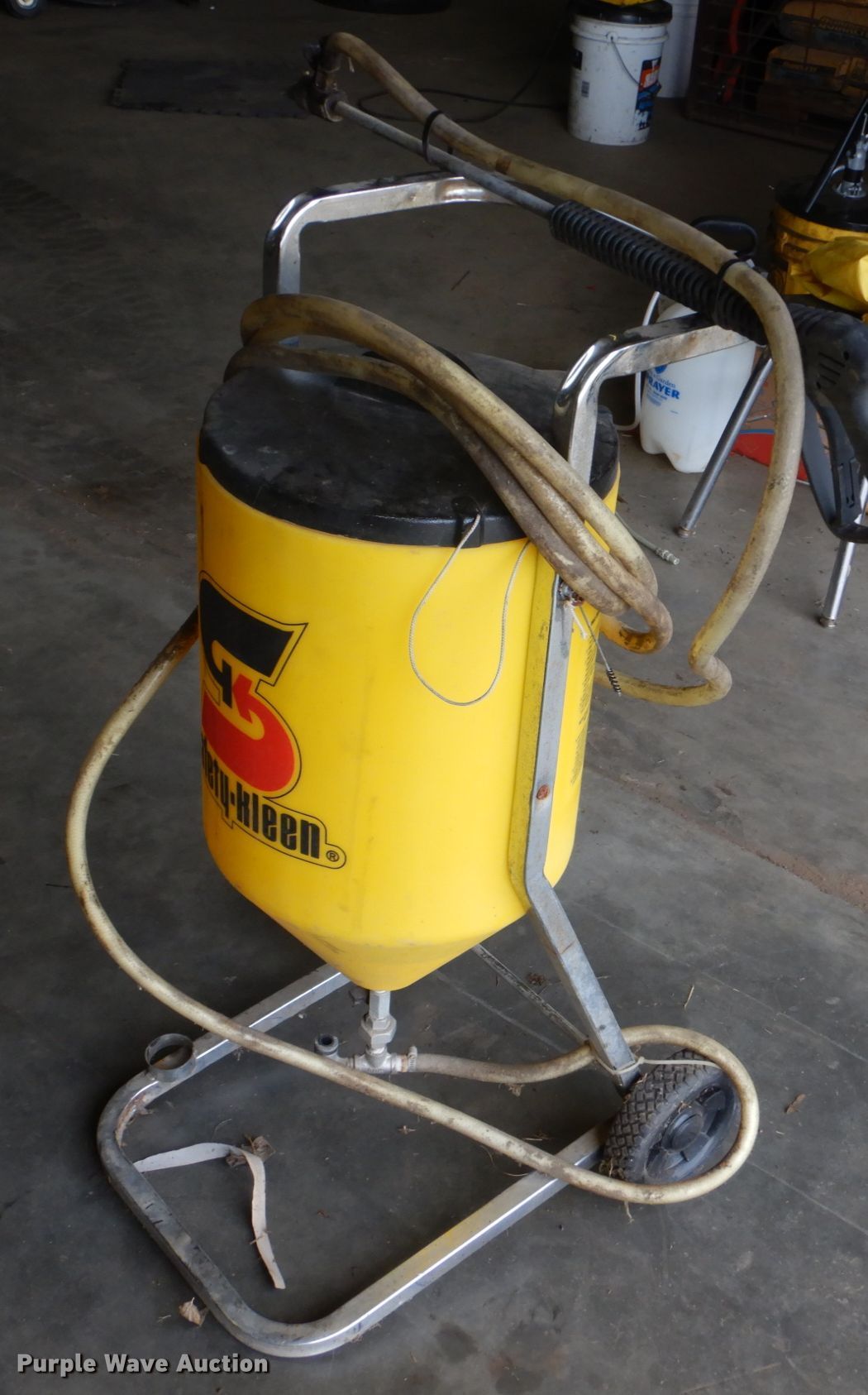 SafetyKleen sandblaster in Checotah, OK Item FT9303 sold Purple Wave