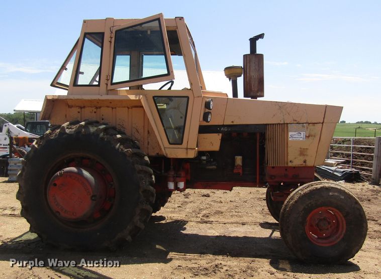 image for item DB4969 1970 Case 970 tractor