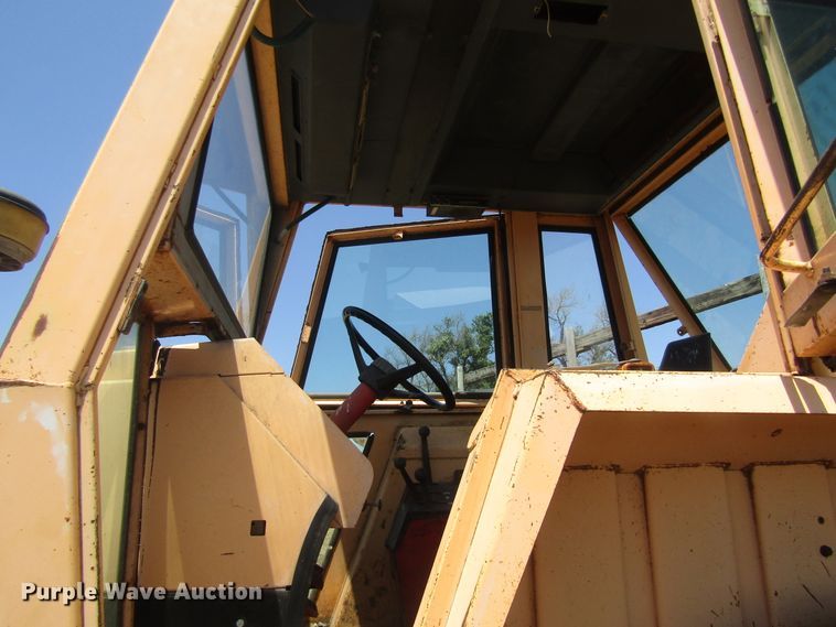 image for item DB4969 1970 Case 970 tractor