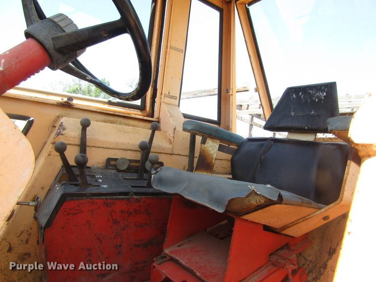 image for item DB4969 1970 Case 970 tractor