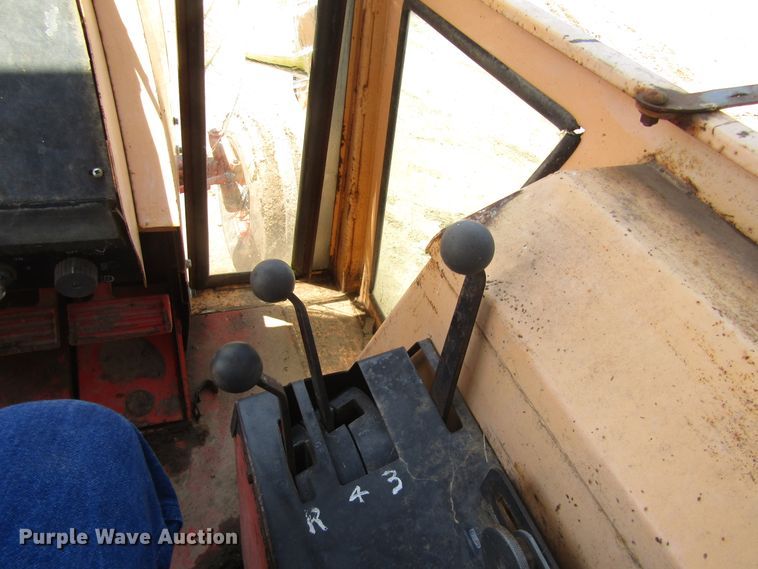 image for item DB4969 1970 Case 970 tractor