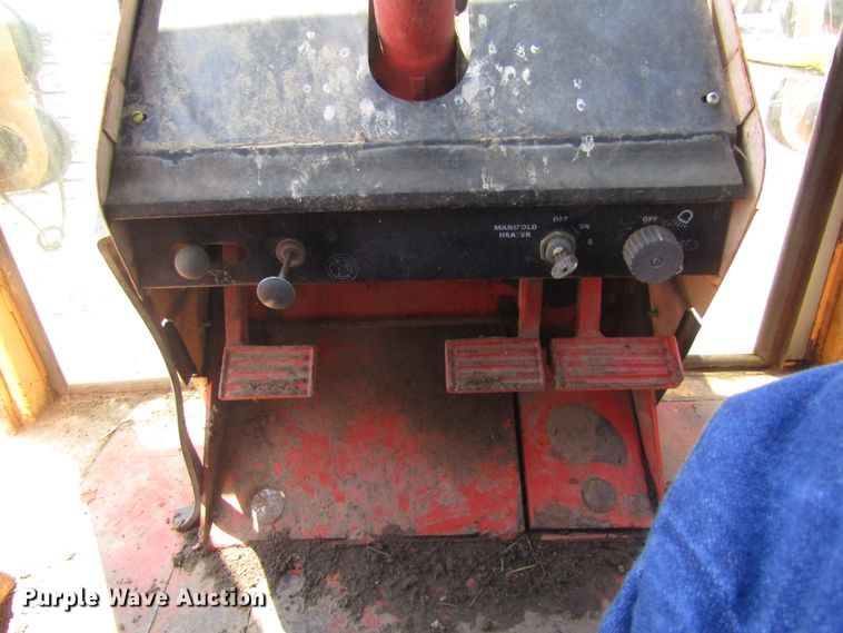 image for item DB4969 1970 Case 970 tractor