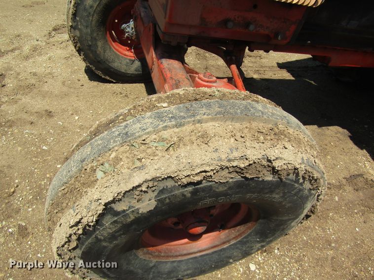 image for item DB4969 1970 Case 970 tractor