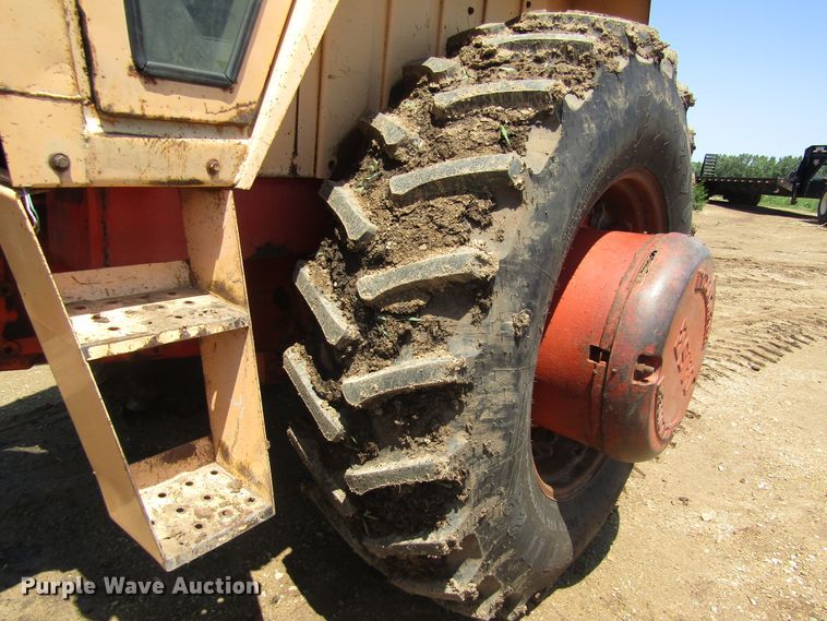 image for item DB4969 1970 Case 970 tractor