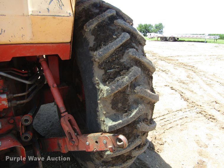 image for item DB4969 1970 Case 970 tractor