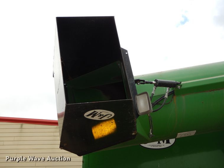 image for item DC0233 J&M 1051-22S GrainStorm grain cart