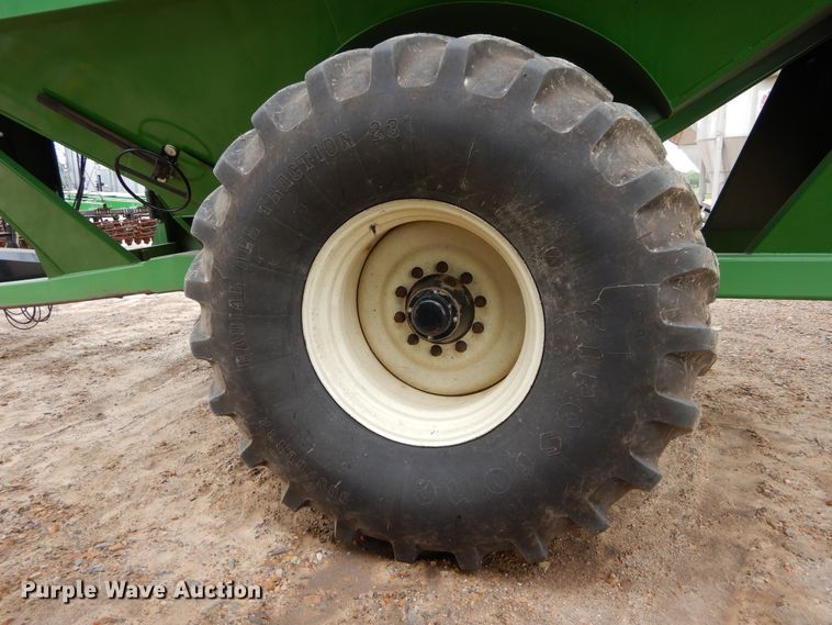 image for item DC0233 J&M 1051-22S GrainStorm grain cart