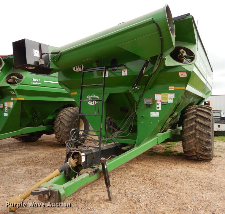 image for item DC0234 J&M 1051-22S GrainStorm grain cart