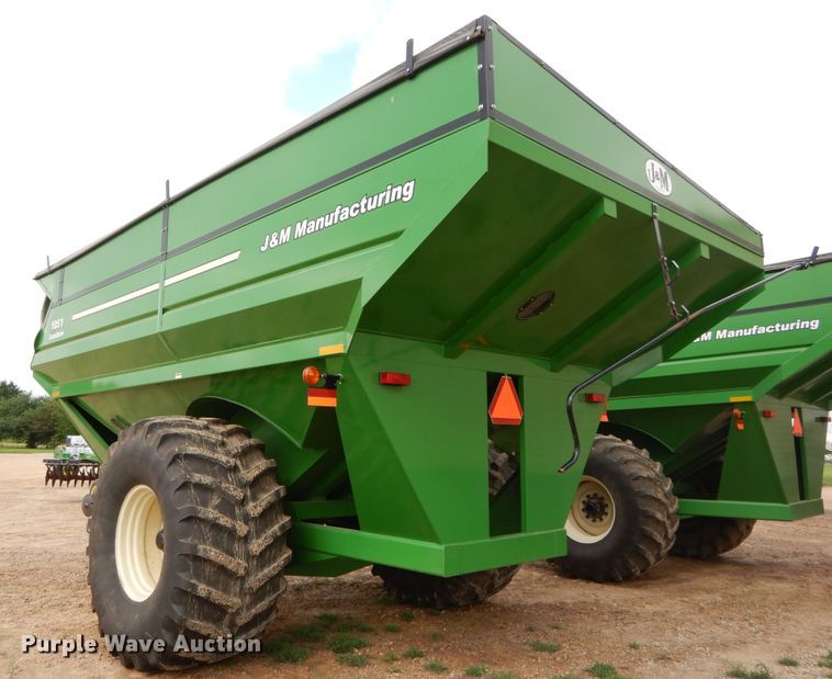 image for item DC0234 J&M 1051-22S GrainStorm grain cart