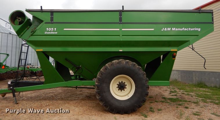 image for item DC0234 J&M 1051-22S GrainStorm grain cart