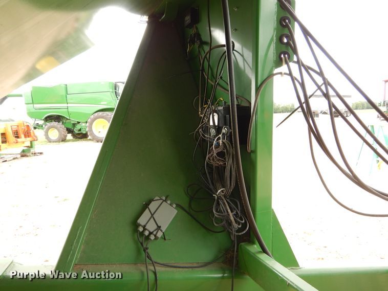 image for item DC0234 J&M 1051-22S GrainStorm grain cart