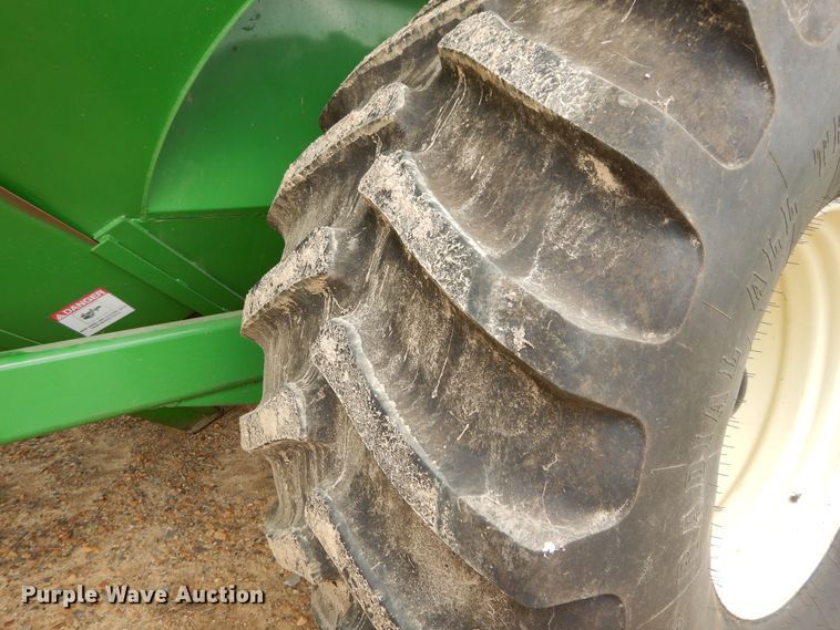 image for item DC0234 J&M 1051-22S GrainStorm grain cart