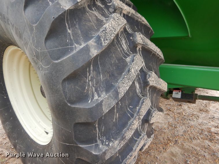 image for item DC0234 J&M 1051-22S GrainStorm grain cart