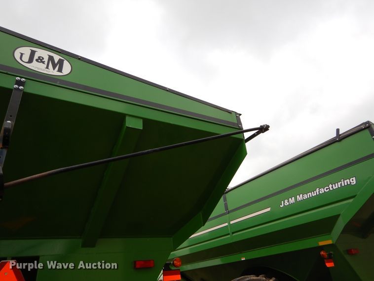 image for item DC0234 J&M 1051-22S GrainStorm grain cart