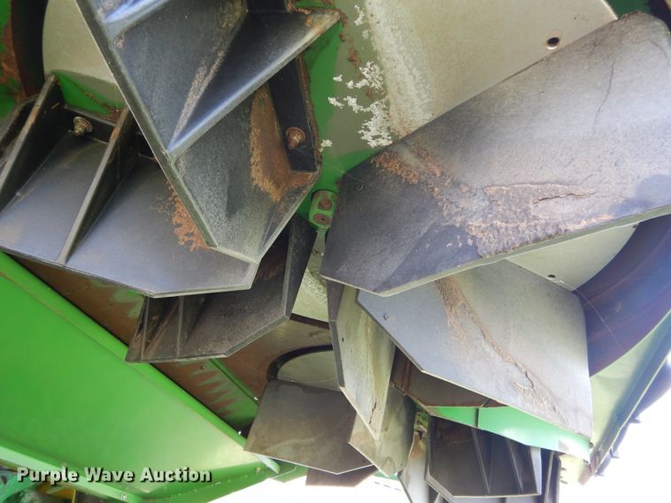 image for item DC0235 2015 John Deere S670 STS RWA combine