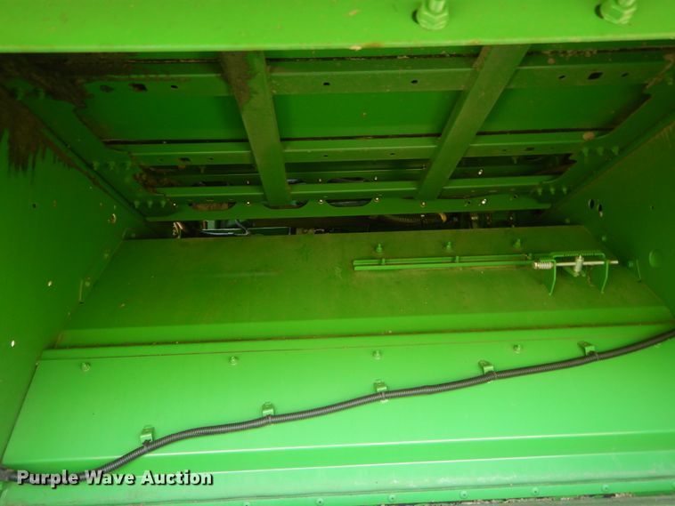 image for item DC0235 2015 John Deere S670 STS RWA combine