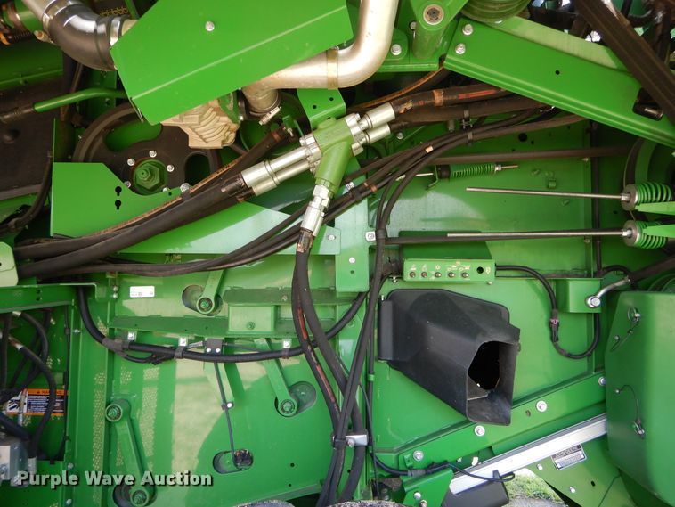 image for item DC0235 2015 John Deere S670 STS RWA combine