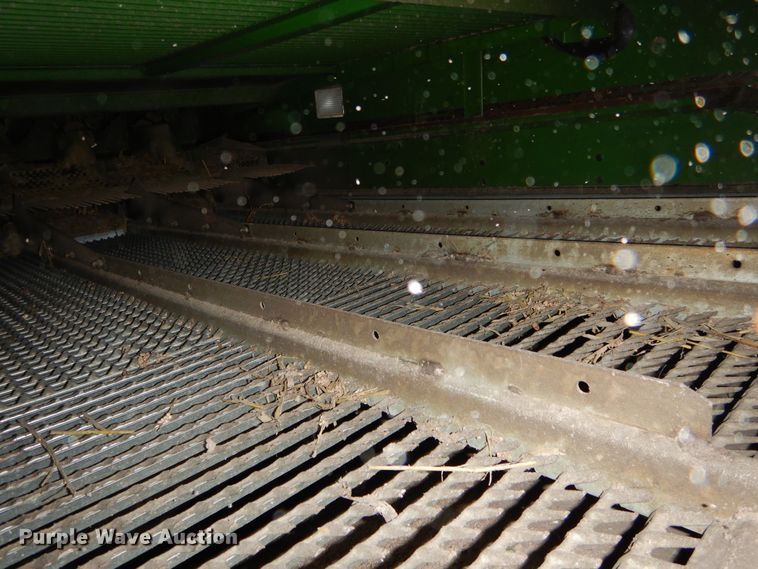 image for item DC0235 2015 John Deere S670 STS RWA combine