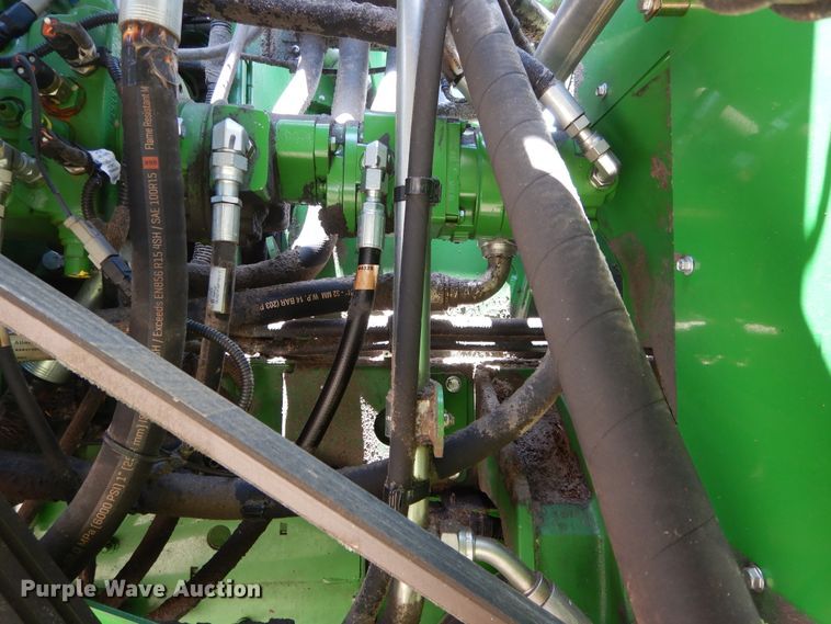image for item DC0235 2015 John Deere S670 STS RWA combine