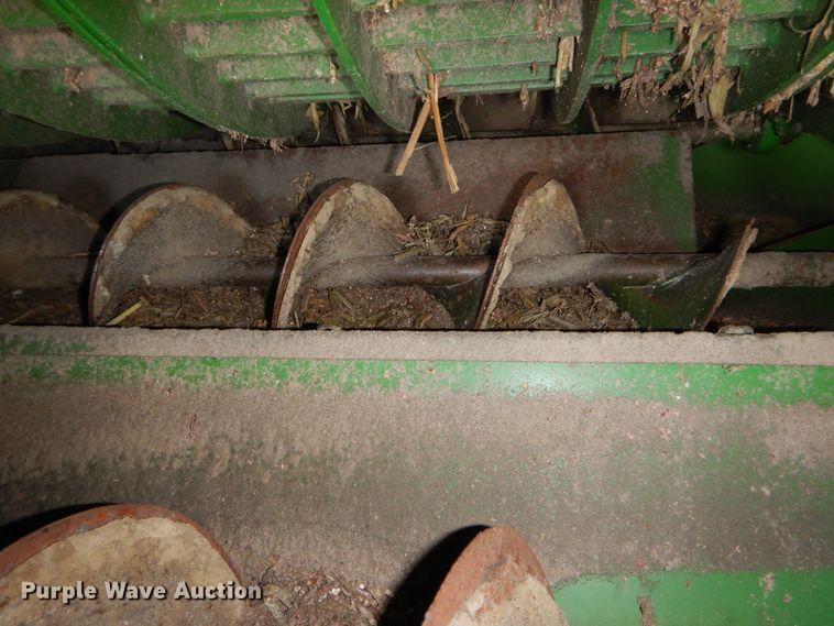 image for item DC0235 2015 John Deere S670 STS RWA combine