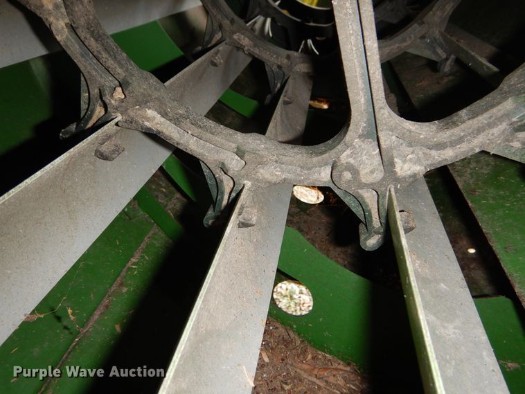 image for item DC0235 2015 John Deere S670 STS RWA combine