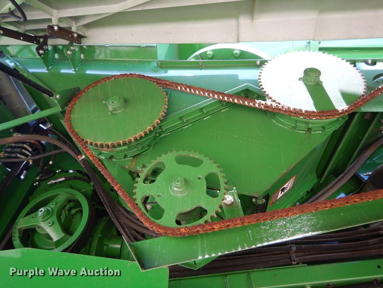 image for item DC0235 2015 John Deere S670 STS RWA combine