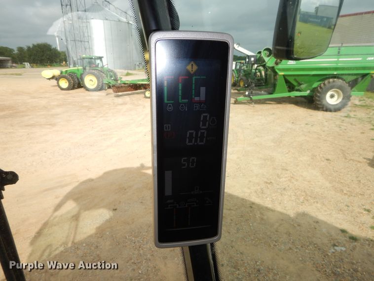 image for item DC0235 2015 John Deere S670 STS RWA combine