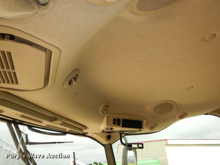 image for item DC0235 2015 John Deere S670 STS RWA combine