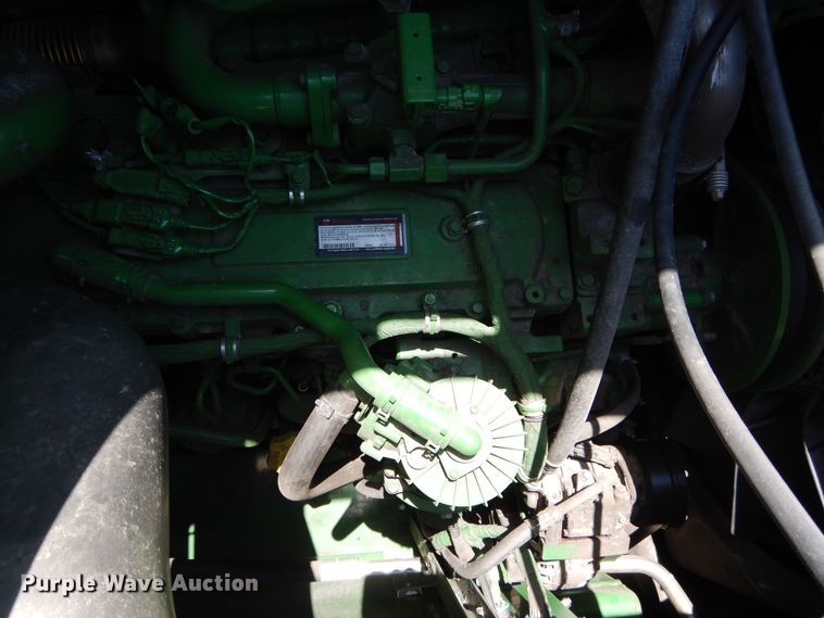 image for item DC0235 2015 John Deere S670 STS RWA combine