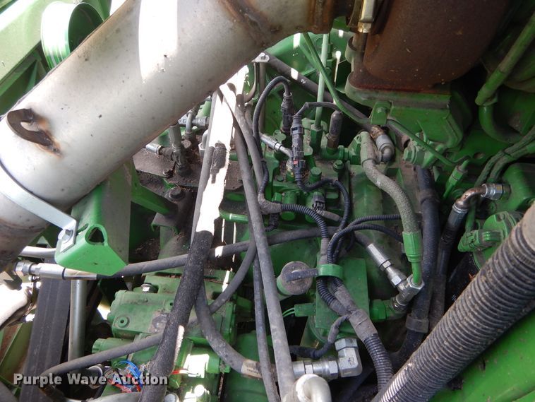 image for item DC0235 2015 John Deere S670 STS RWA combine