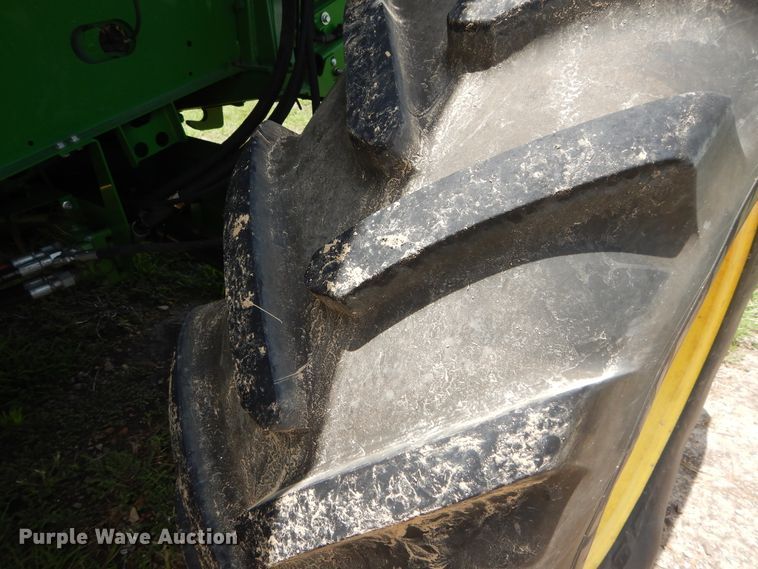 image for item DC0235 2015 John Deere S670 STS RWA combine